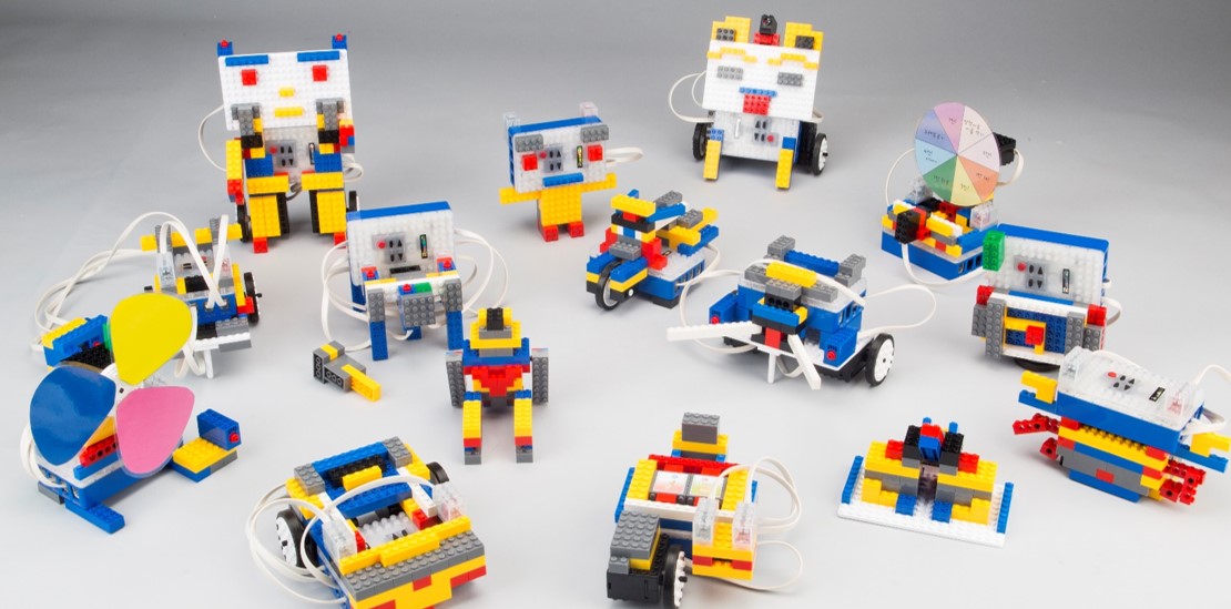 启蒙机器人.jpg 启蒙机器人.jpg